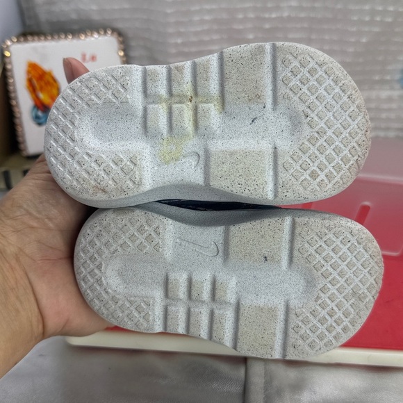 (C2) Nike Crater Impact
DB3551-400 Infant/Toddler Running Shoes, Size 5C, Blue - Picture 6 of 10